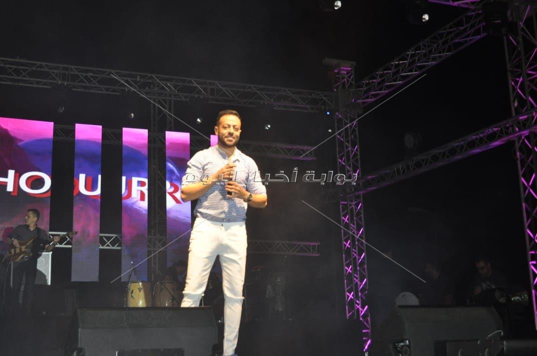 تامر عاشور يتألق بحفل نادي الرواد 