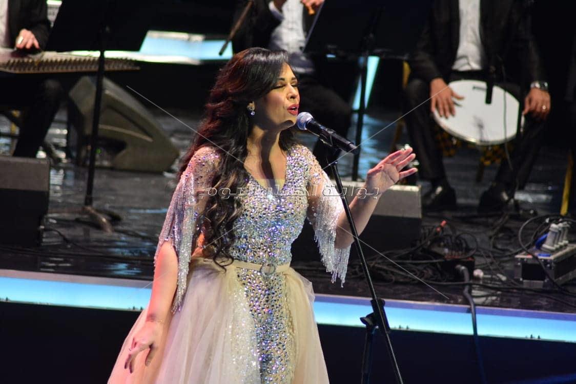 إطلالة ساحرة لمروة ناجي بحفل مهرجان الموسيقى العربية