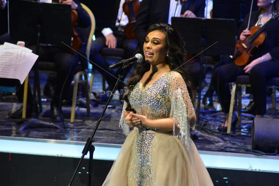 إطلالة ساحرة لمروة ناجي بحفل مهرجان الموسيقى العربية