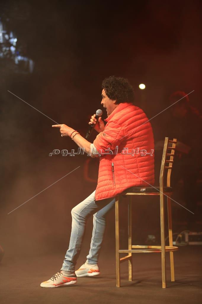  محمد منير يتألق بحفل نادي هليوبوليس