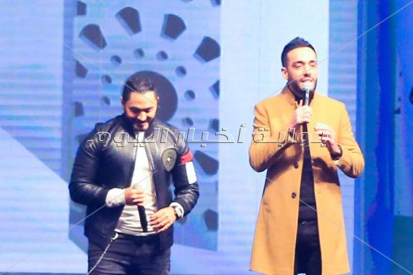  تامر حسني ورامي جمال يُبهران الجمهور على مسرح «3D mapping» يجسد حضارات مص