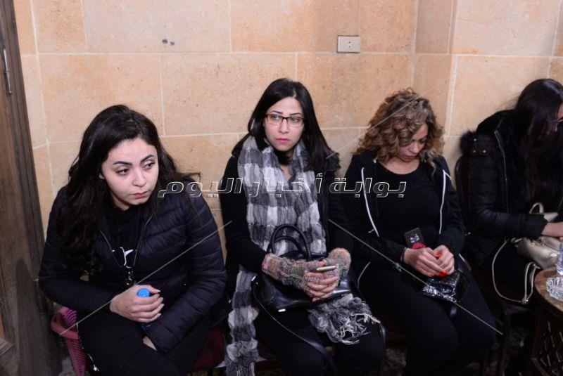 محمد محي وممدوح موسى في عزاء والدة هبة السيسي