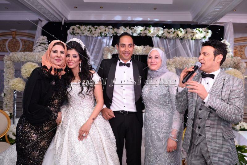 سعد الصغير وياسر عدوية يحتفلان بزفاف «عمرو ودينا»