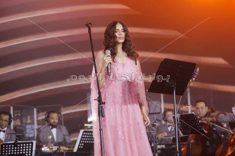 حفل ماجد المهندس وآمال ماهر وتامر عاشور في "عيد الحب"