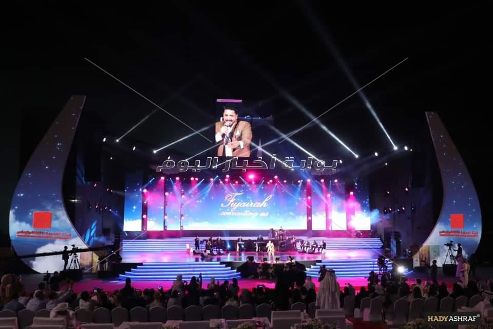 مصطفى حجاج يتألق بحفل مهرجان الفجيرة
