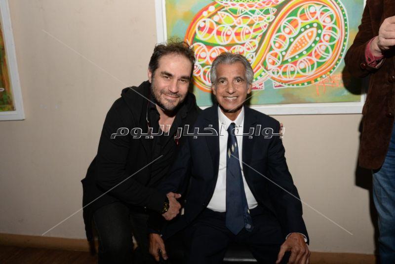أشرف زكي وفيفي عبده وخالد جلال يفتتحون معرض حسين العزبي