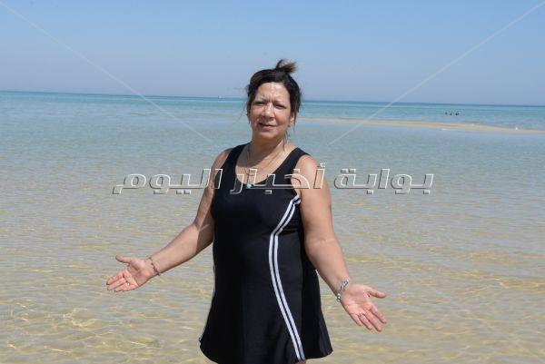 سمية الدرويش تُشعل حفلها على البحر في «السخنة»