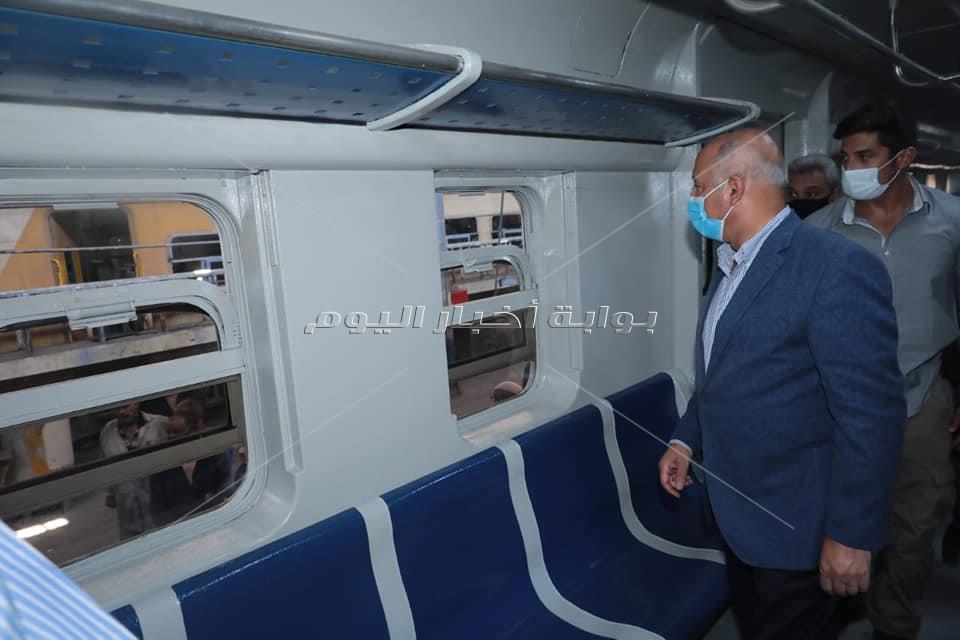 صور| "الوزير" يتفقد محطتي رمسيس والمنيا وورش عربات السكة الحديد ويوجه بالتطوير الفوري