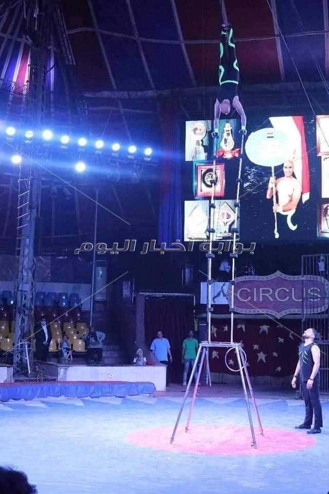 "السيرك القومى" يقدم أقوى وأخطر فقراته بالعجوزة