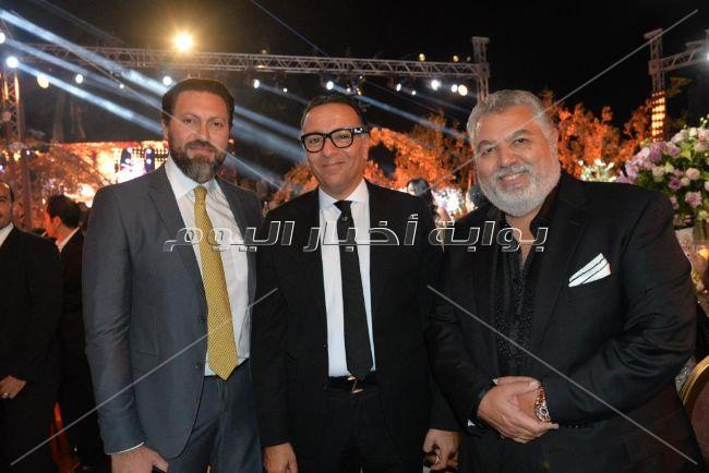 الهضبة ودينا الشربيني وراغب ومحمد رمضان في زفاف «باسل سماقية»