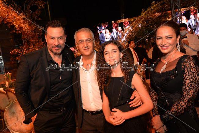 الهضبة ودينا الشربيني وراغب ومحمد رمضان في زفاف «باسل سماقية»