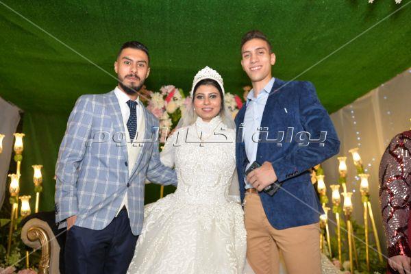 أبو الليف ووفاء سالم ورامي وحيد يحتفلون بزفاف «محمود وأميرة»