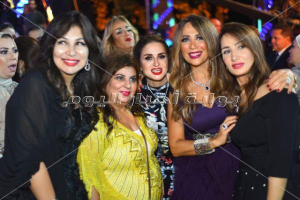 الهضبة ودينا الشربيني وراغب ومحمد رمضان في زفاف «باسل سماقية»