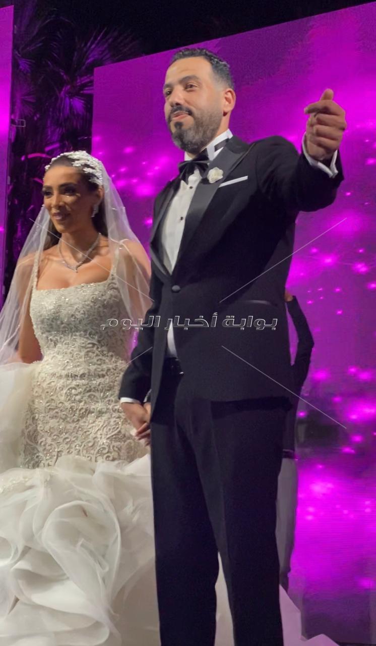 نجوم الفن والرياضة يجتمعون في حفل زفاف شريف منير حسن