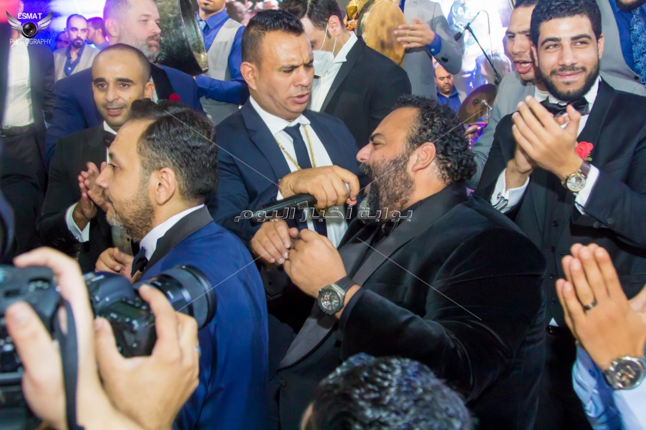 نجوم الفن والرياضة يجتمعون في حفل زفاف شريف منير حسن
