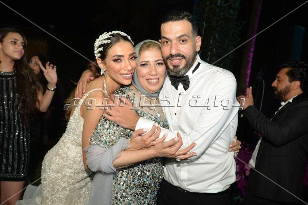 نجوم الفن والرياضة يجتمعون في حفل زفاف شريف منير حسن