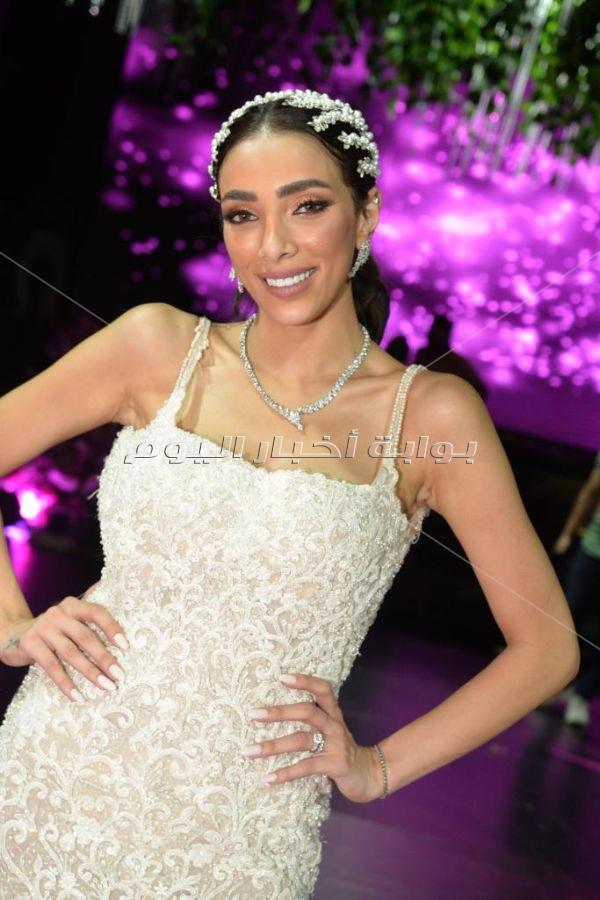 نجوم الفن والرياضة يجتمعون في حفل زفاف شريف منير حسن