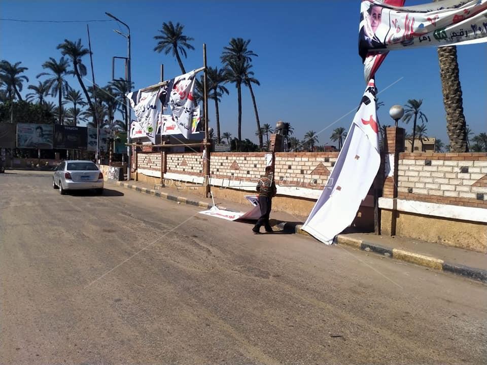ازالة الدعاية الانتخابية الغير حاصلة علي ترخيص بابو النمرس فى الجيزة