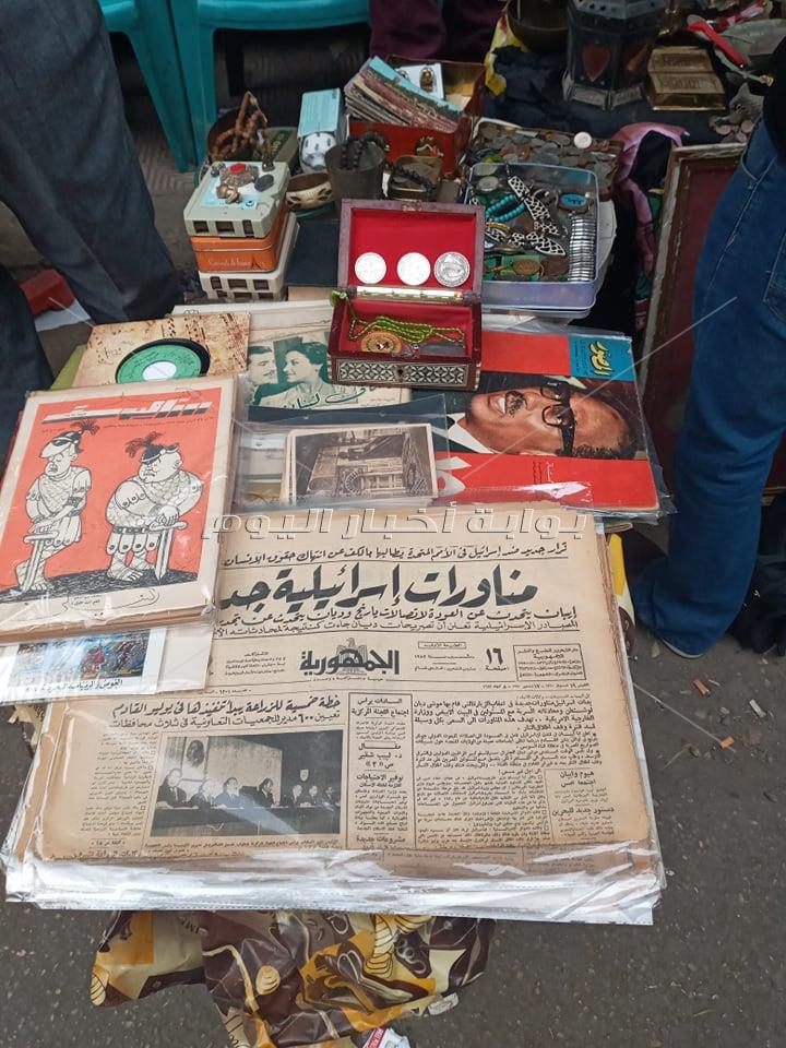 سوق الأنتيكات.. ملتقى عشاق التراث النادر