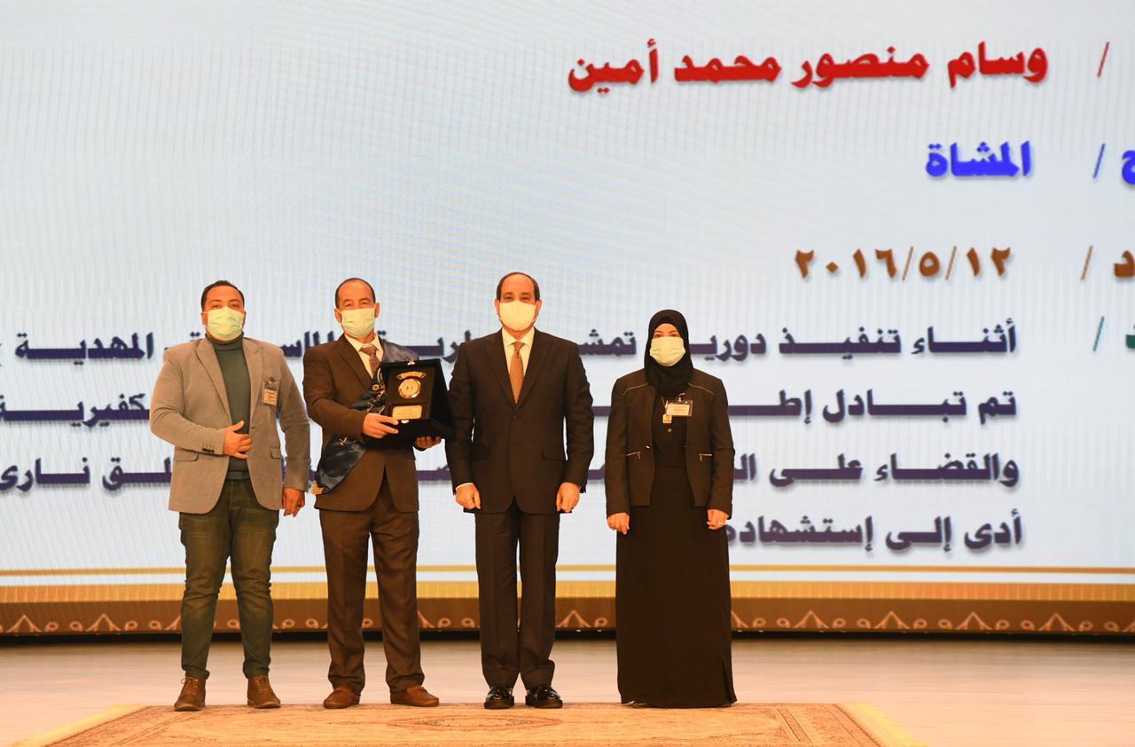 الرئيس السيسي يشهد الاحتفالية بيوم الشهيد