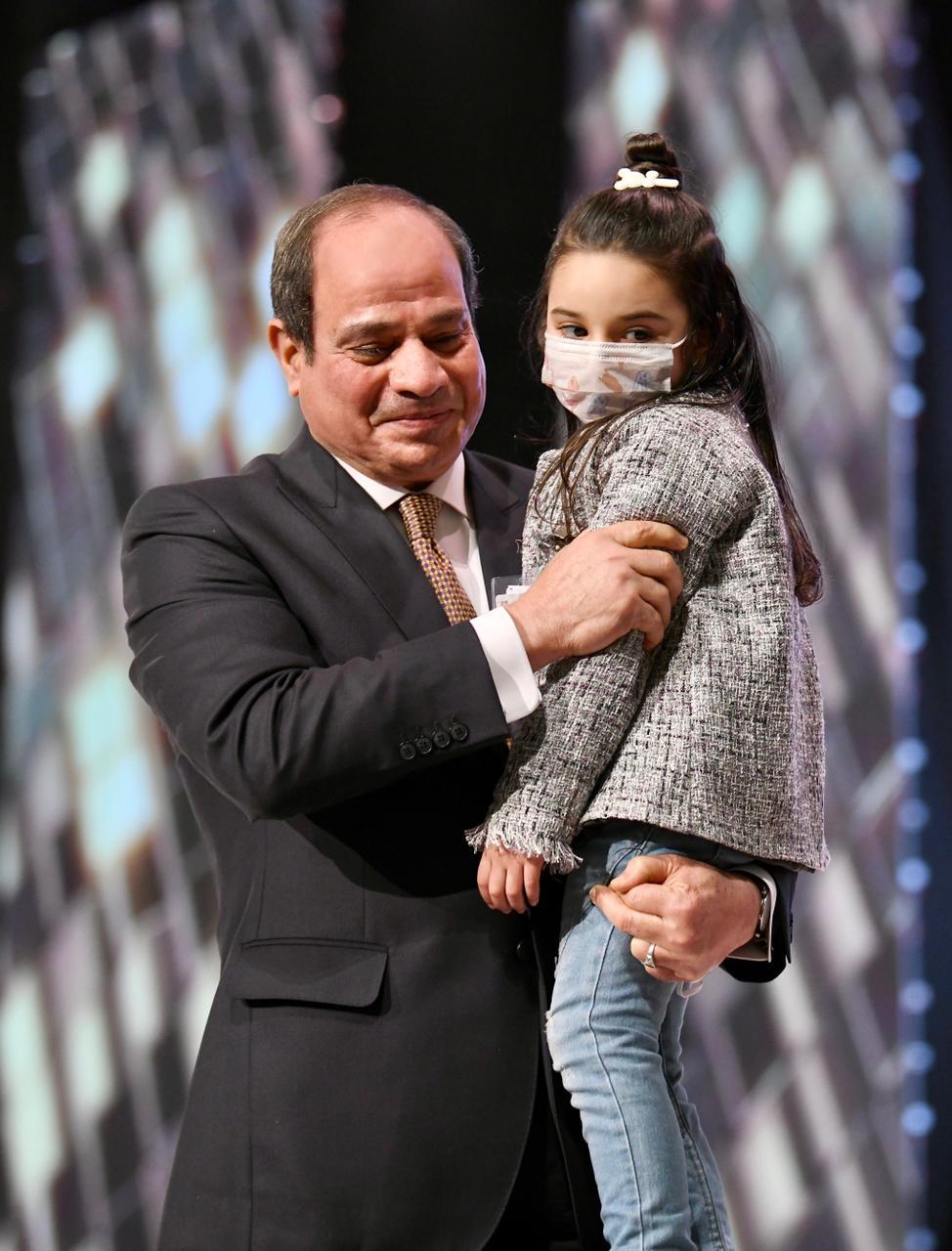 الرئيس السيسي يشهد الاحتفالية بيوم الشهيد