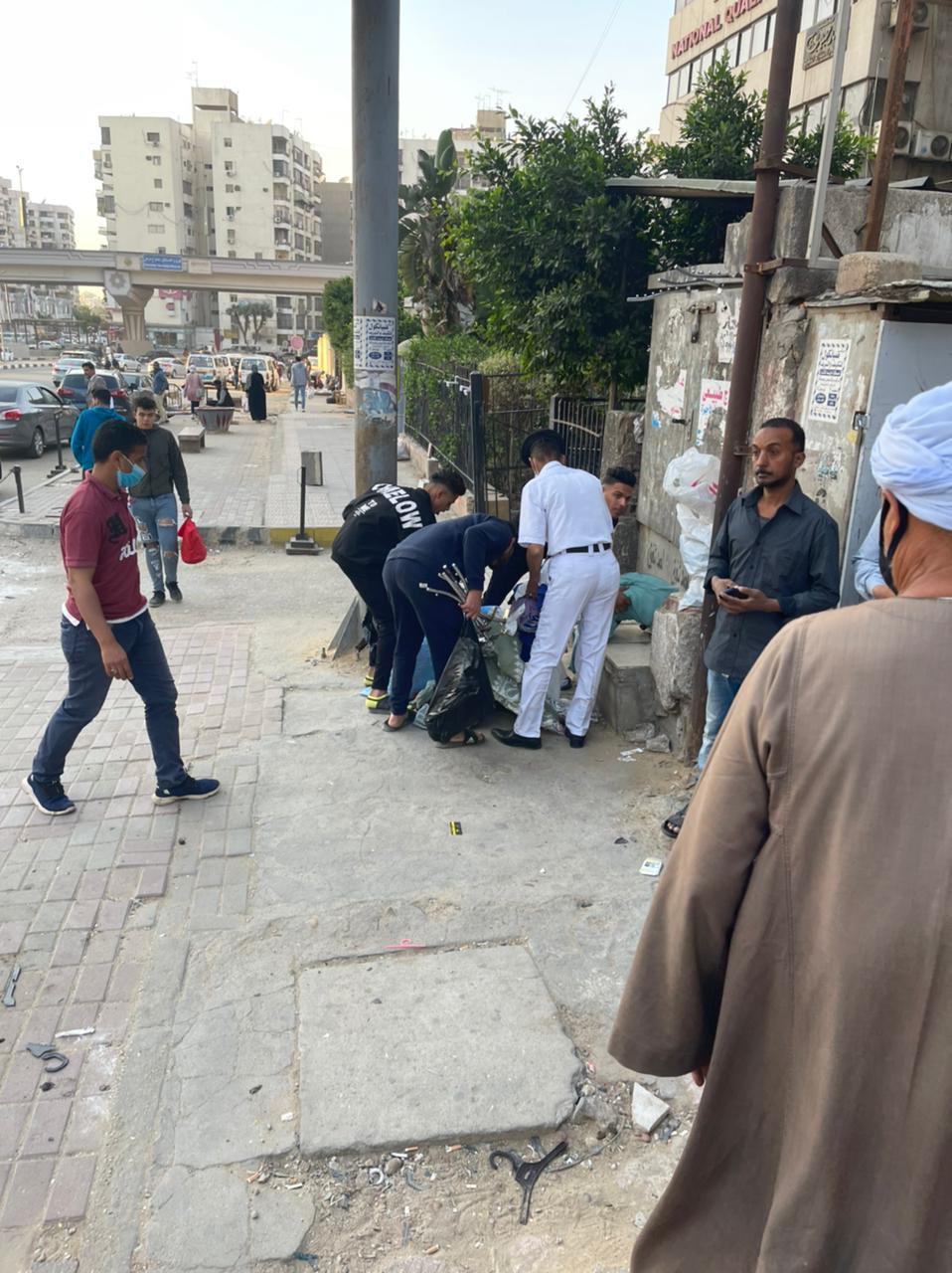 حملة أمنية بشارع عباس العقاد