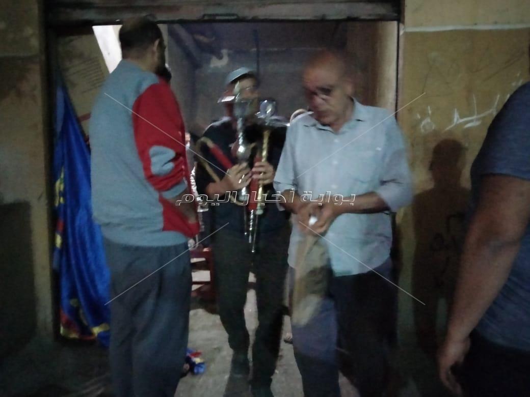 غلق وتشميع المقاهي والكافتريات المخالفة في الحوامدية بالجيزة
