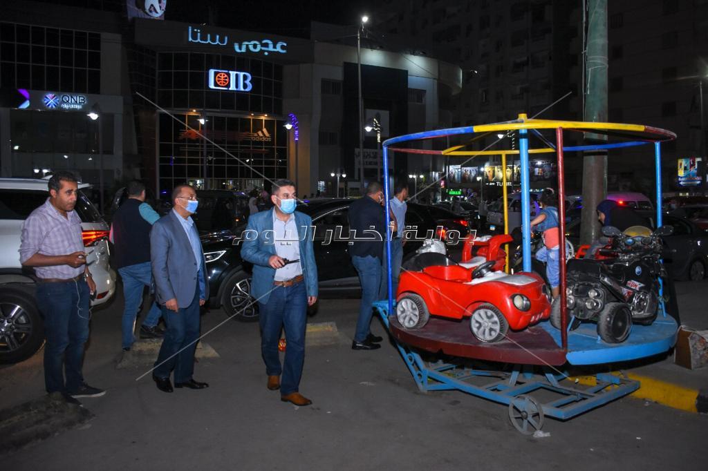 جولة مفاجئة قبل السحور لمحافظ الإسكندرية بالعجمي لتطبيق الإجراءات الاحترازية  