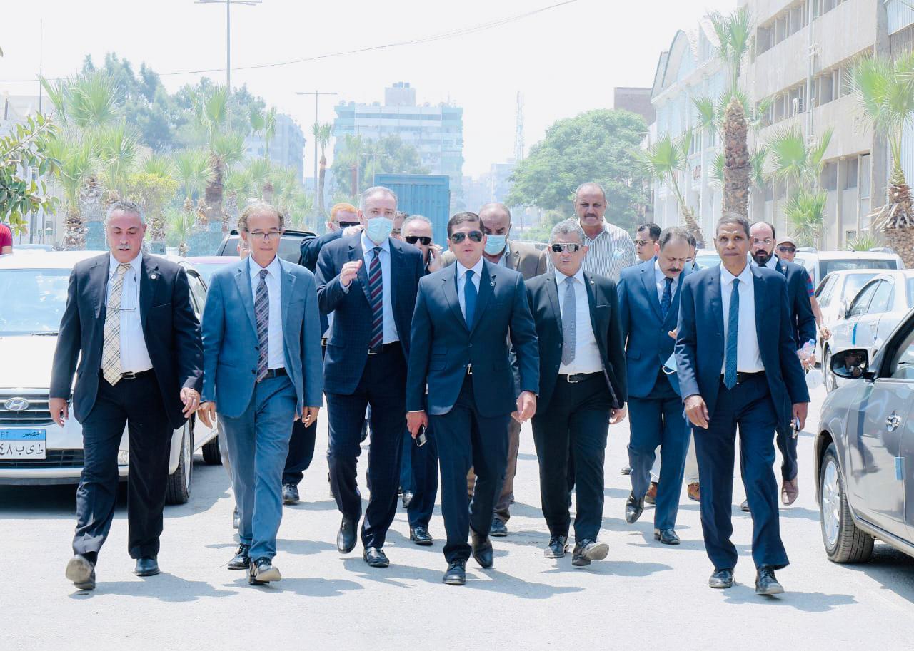 رئيس هيئة الاستثمار يتفقد أعمال تطوير ورفع كفاءة المنطقة الحرة العامة ببورسعيد