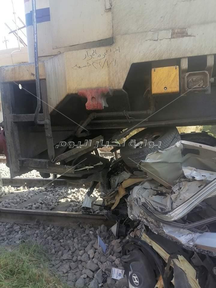 مصرع شخص في تصادم قطار وسيارة ملاكي بقنا