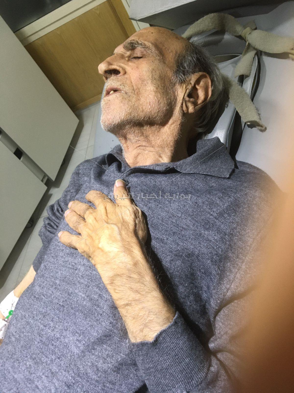 نجل محمد عبد المطلب يستغيث بهاني شاكر للعودة من المغرب والعلاج في مصر
