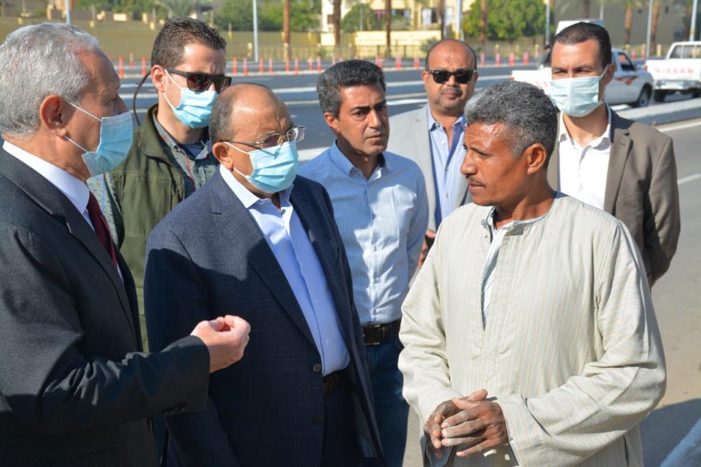 وزير التنمية المحلية يتابع  الاستعدادات النهائية لأعمال مشروع تطوير محيط طريق الكباش بالأقصر