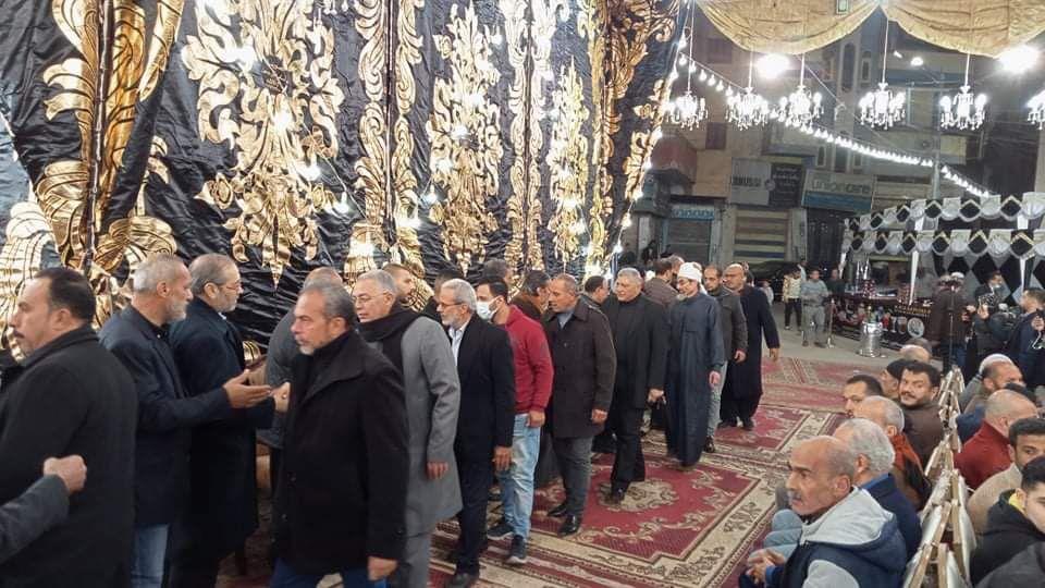 أعداد غفيرة من المواطنين في عزاء وائل الإبراشي