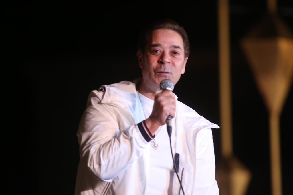 مدحت صالح يضى سماء مسرح النافورةمدحت صالح يضى سماء مسرح النافورة