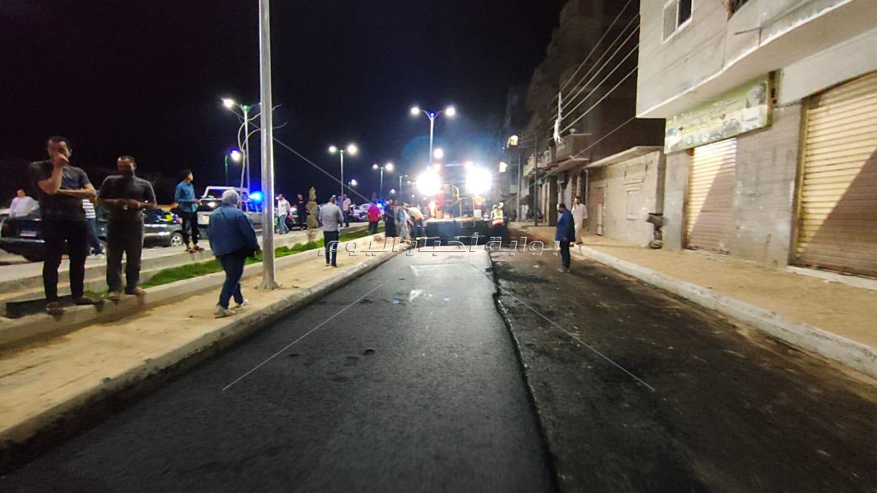 محافظ البحيرة يتابع أعمال التطوير ورصف حارة الخدمة بطريق زاوية غزال بدمنهور 