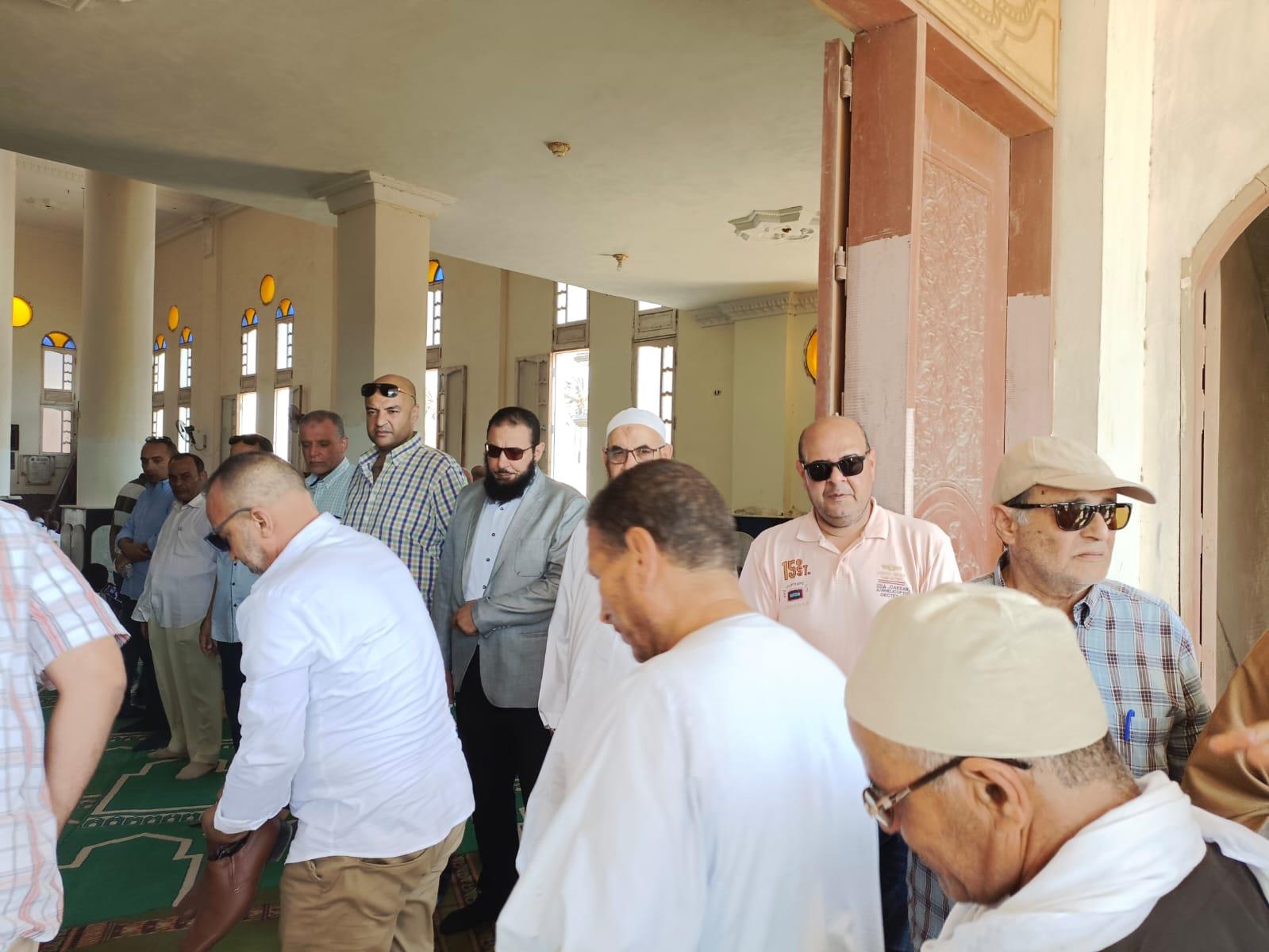  الفنان الكبير عبد العزيز مخيون