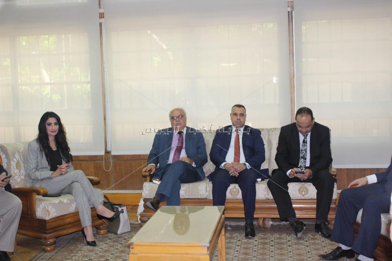 إعلام بنات عين شمس