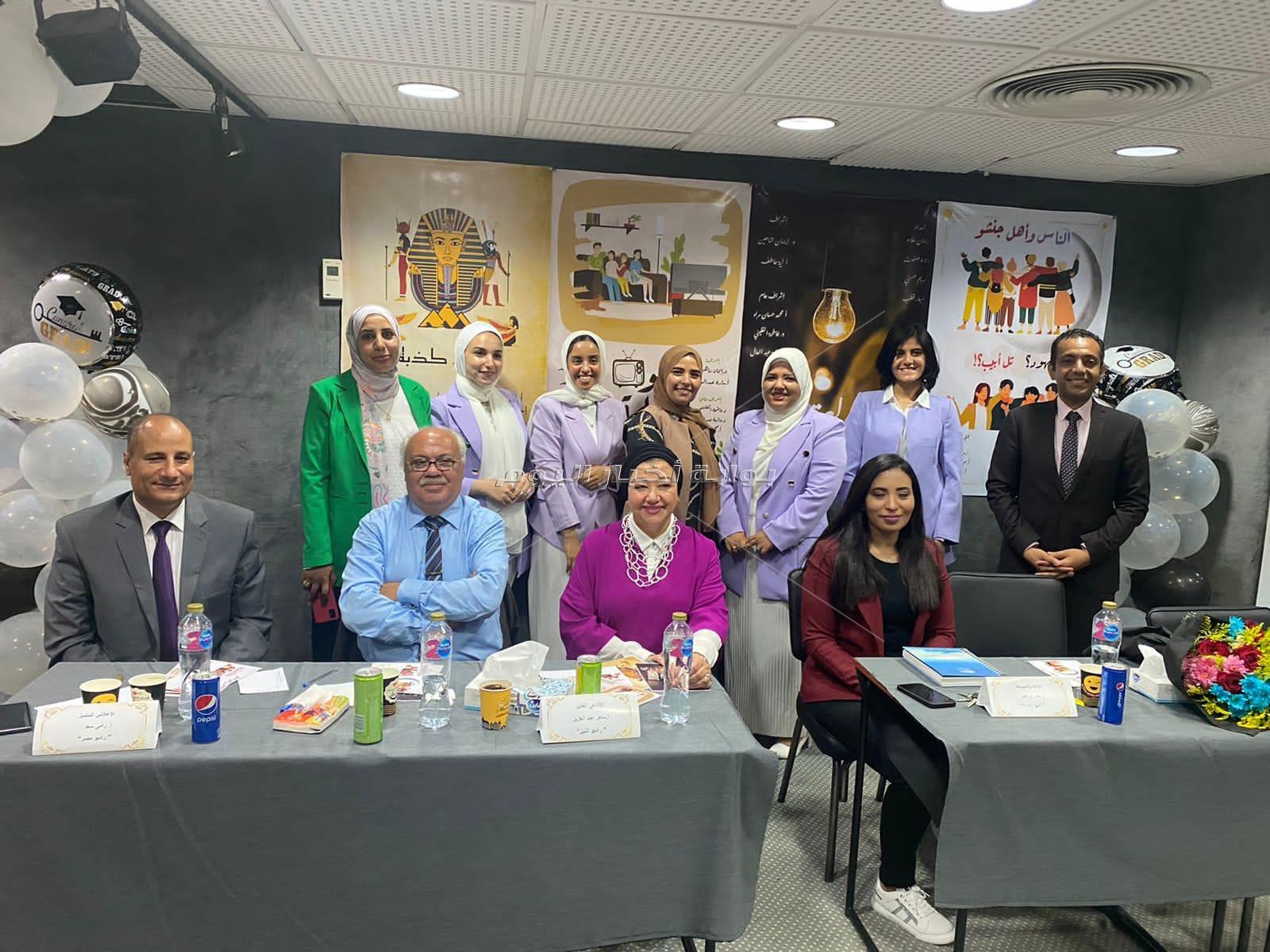 إعلام بنات عين شمس