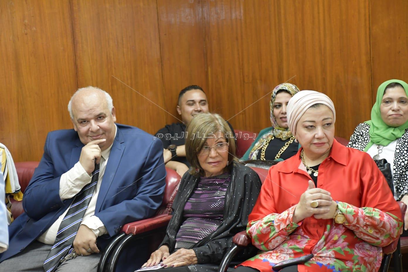 بنات عين شمس