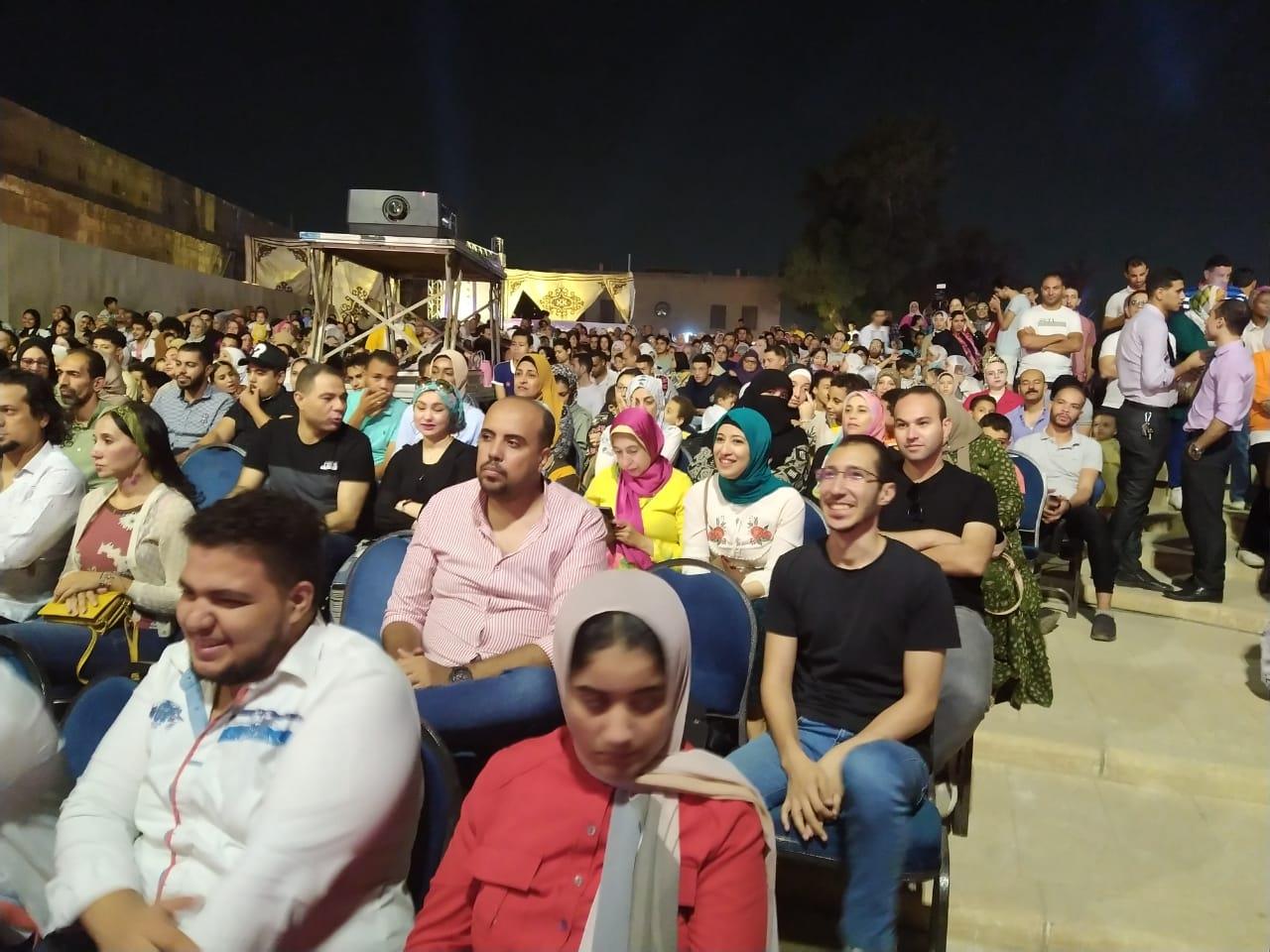 على انغام  يا بلادنا يا حلو ه