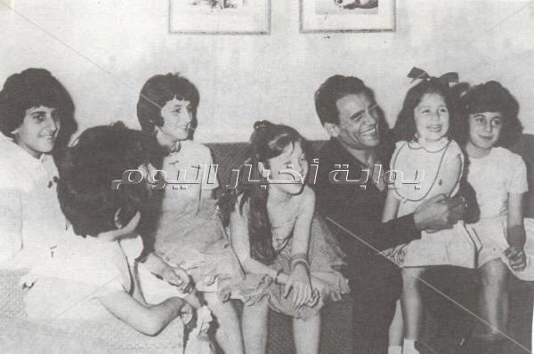 قصة صورة نادرة جمعت سميرة سعيد بعبدالحليم حافظ ?