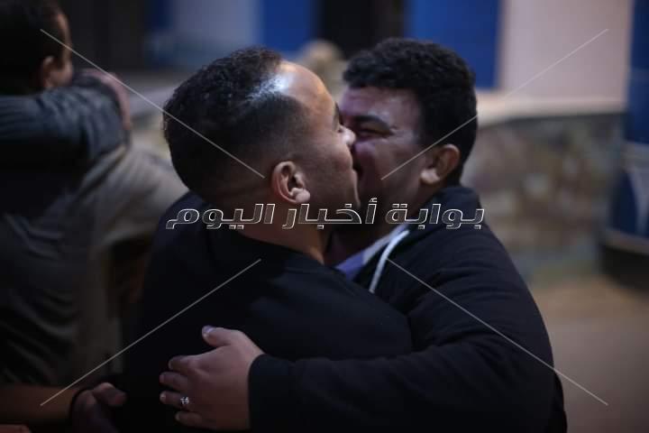 لحظة إخلاء سبيل 30 المفرج عنهم بقرار عفو رئاسي| صور