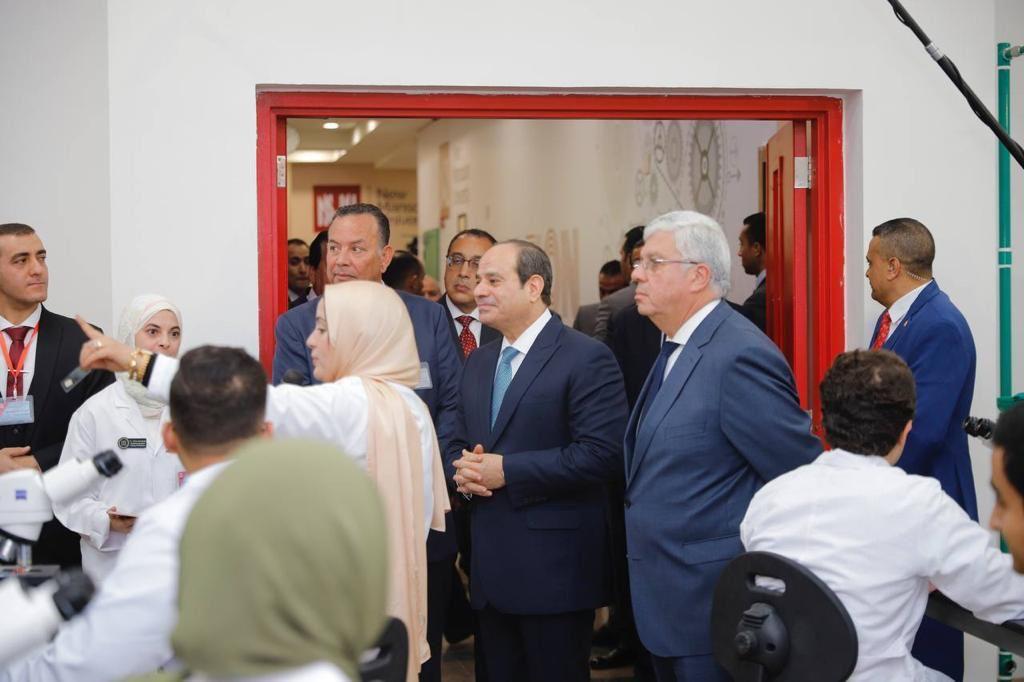 زيارة الرئيس لجامعة المنصورة