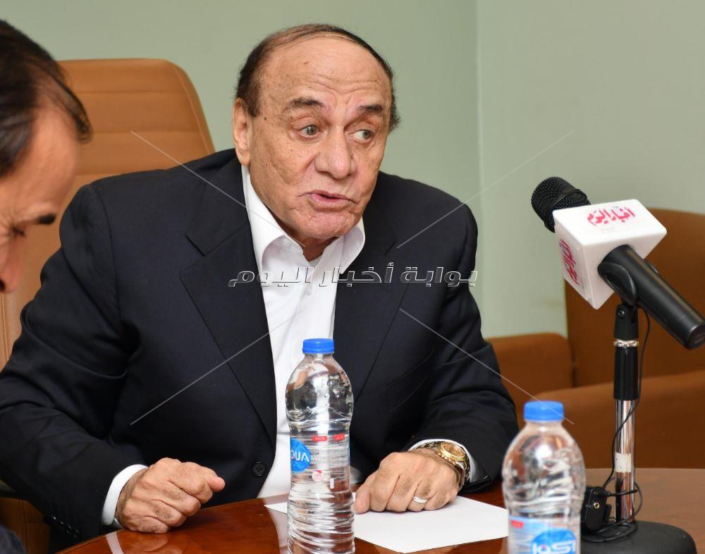 ندوة اللواء سمير فرج