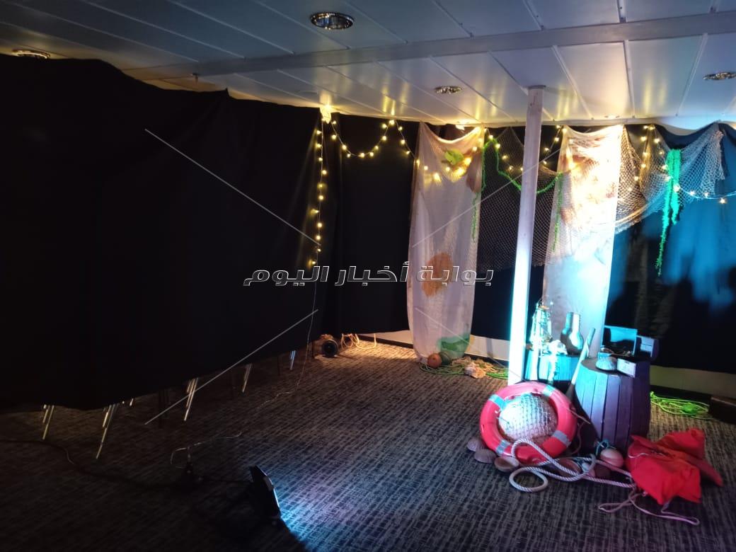 المكتبة العائمة 