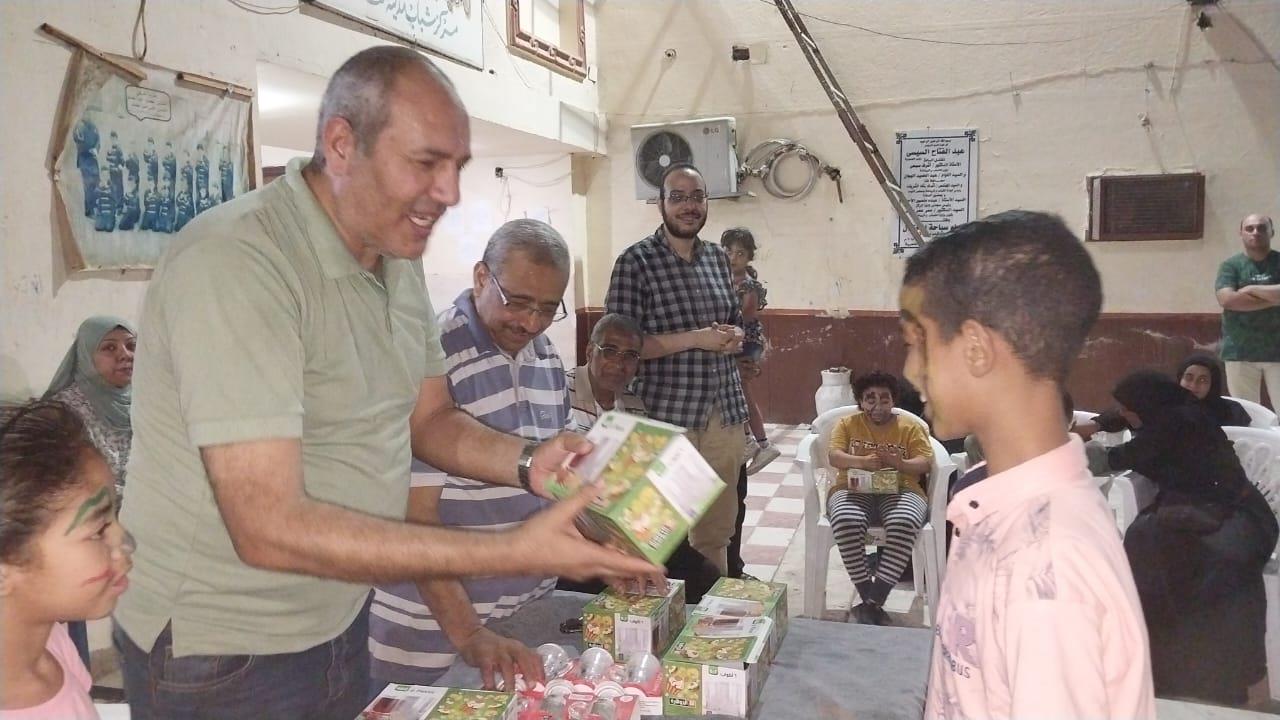 استاد قنا الرياضي يقيم مهرجان رسم .. لذوي القدرات الخاصة