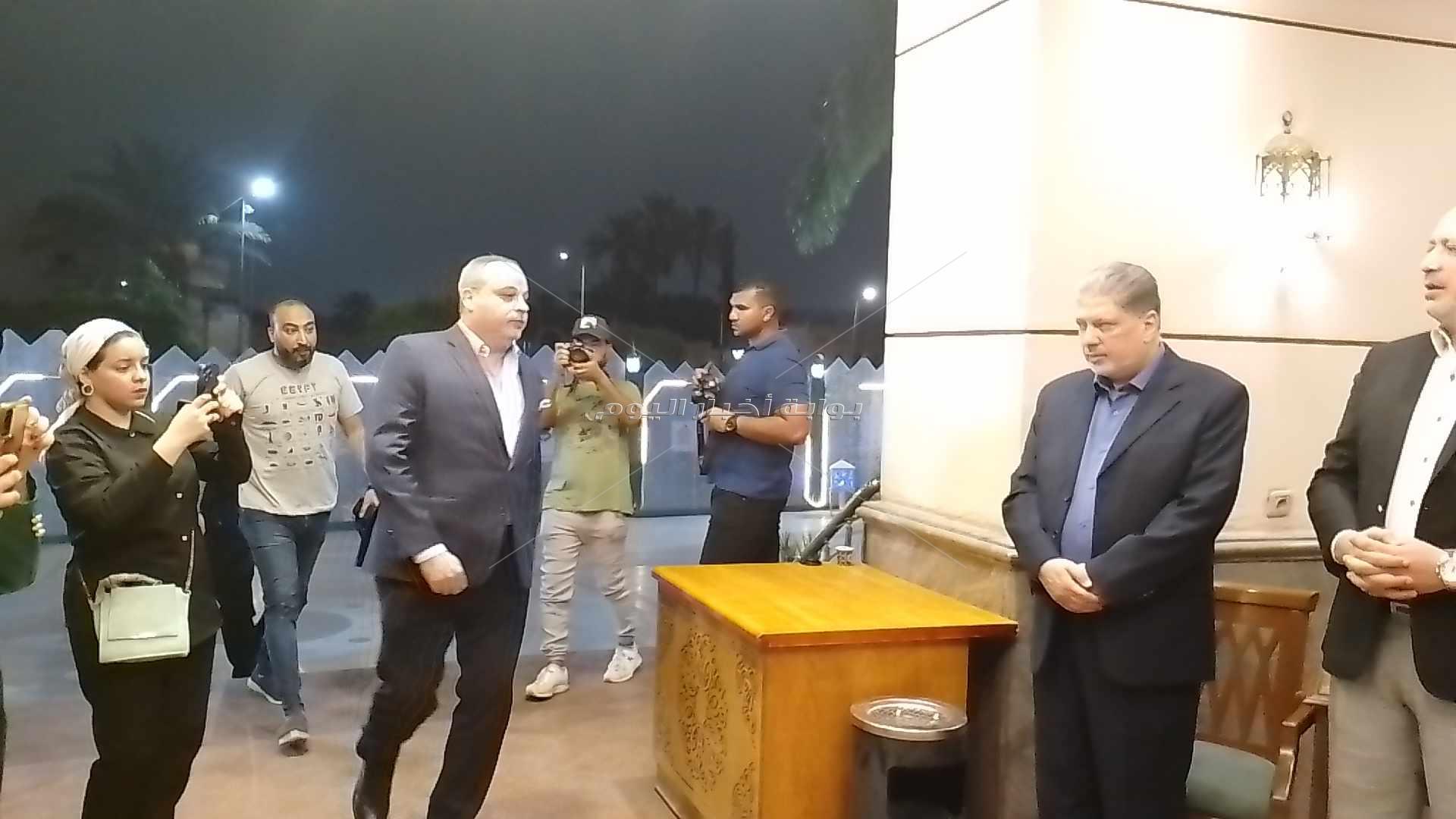 عزاء والدة تامر أمين