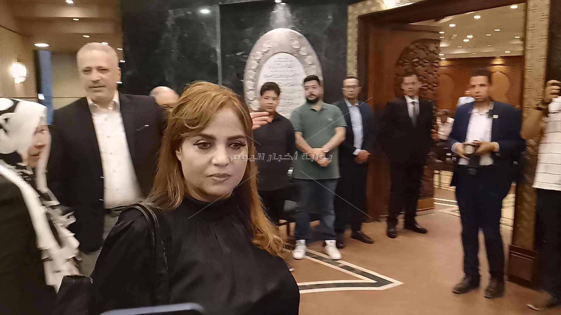 عزاء والدة تامر أمين