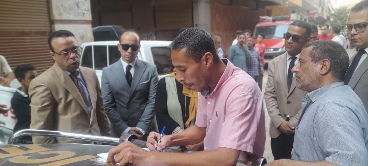  النيابة الإدارية تعاين عقار الدباس المنهار