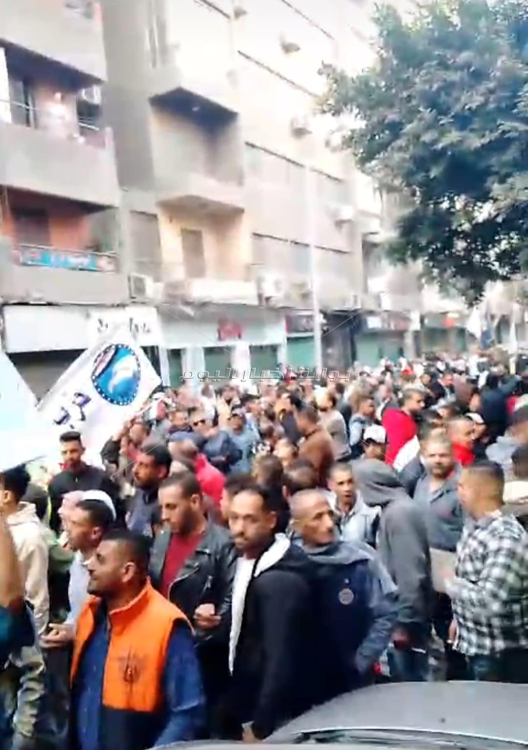 مسيرة كبيرة لتأييد الرئيس السيسي تجوب كل أرجاء شبرا مصر